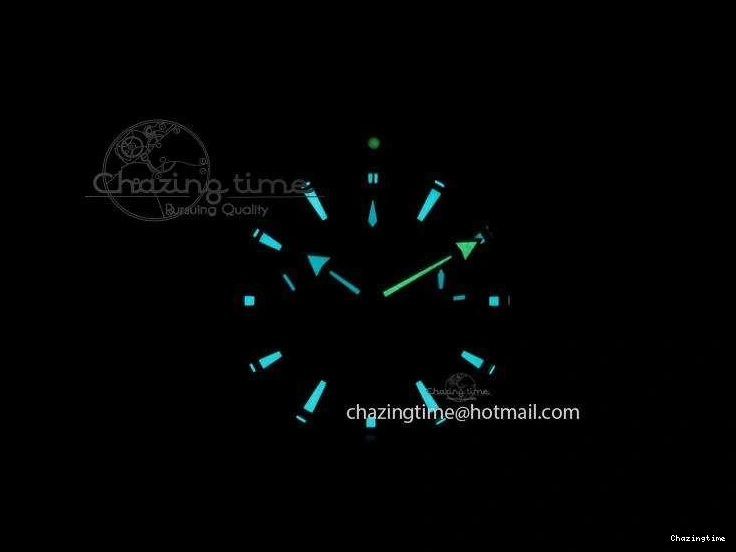 0715 UrbanChic Master Chronometer 45mm SS JHF Black Dial On SS Bracelet A 8248